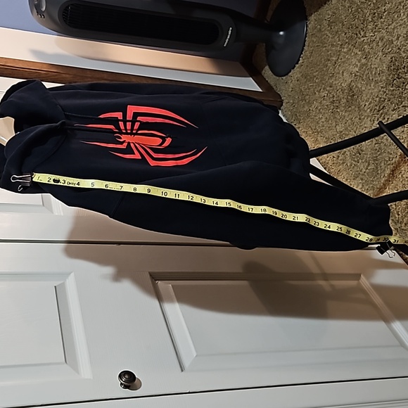 Marvel Spiderman Medium Men's Hoodie - Picture 6 of 9